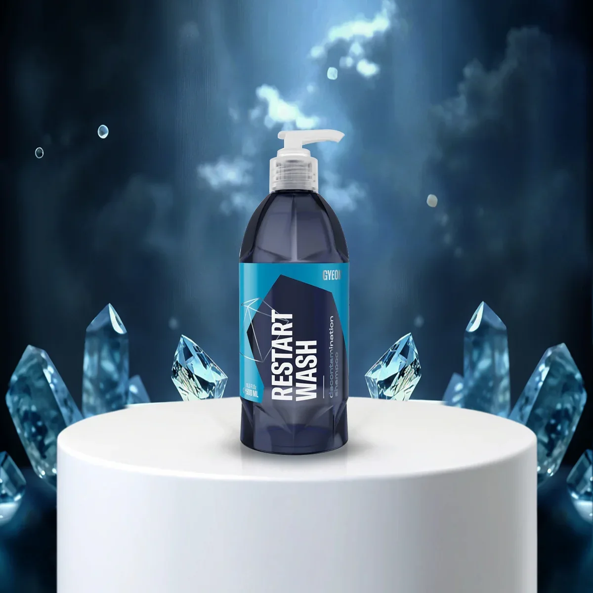Gyeon Q2M RestartWash 500ml bottle on a white background